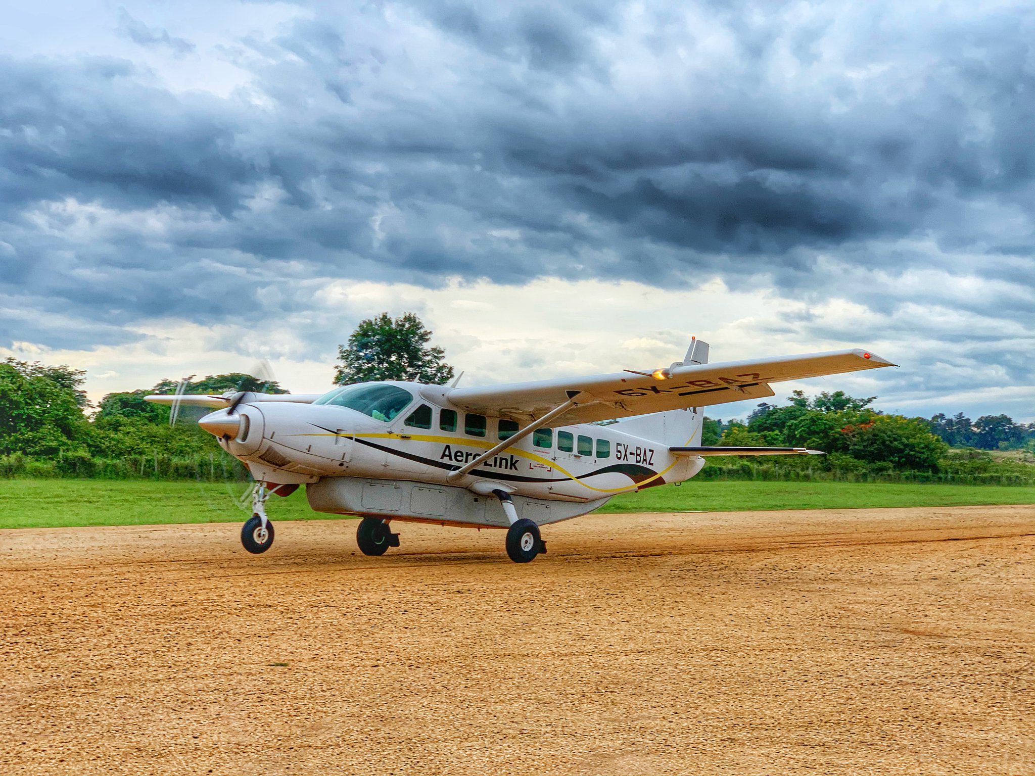 7 Days Fly In Safari. 